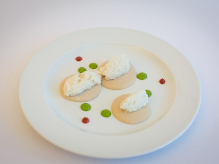Baccalà affumicato in doppia cottura su crema di cannellini al tartufo